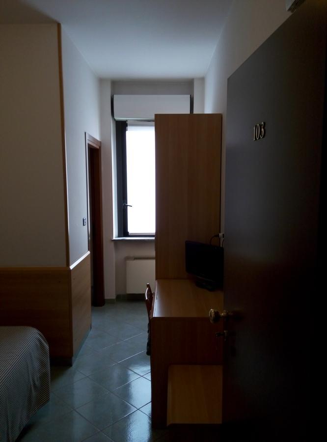 Hotel Cristallo Novare Extérieur photo